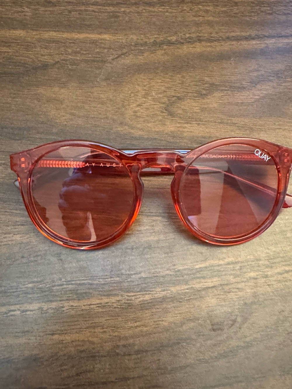 Quay Australia Transparent Red Round Sunglasses